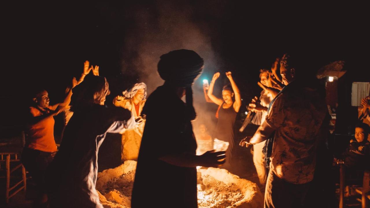 Kam Kam Dunes مرزوكة المظهر الخارجي الصورة