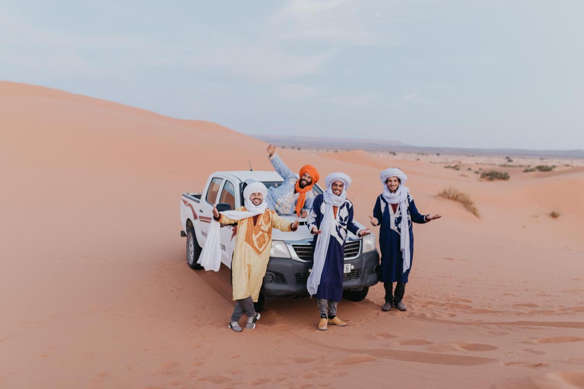Kam Kam Dunes مرزوكة المظهر الخارجي الصورة
